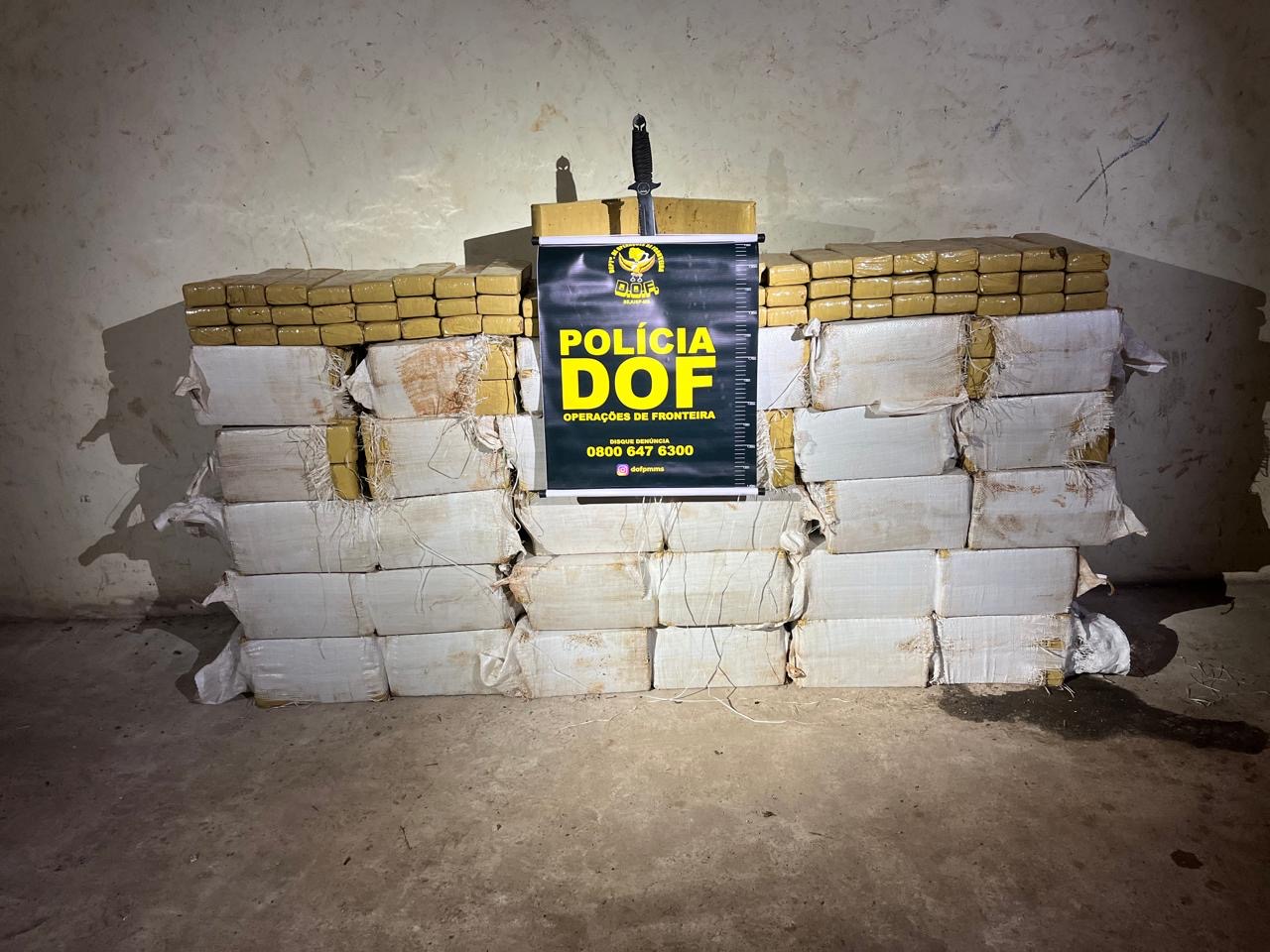 DOF apreende mais de 800 quilos de maconha após perseguição em Ponta Porã