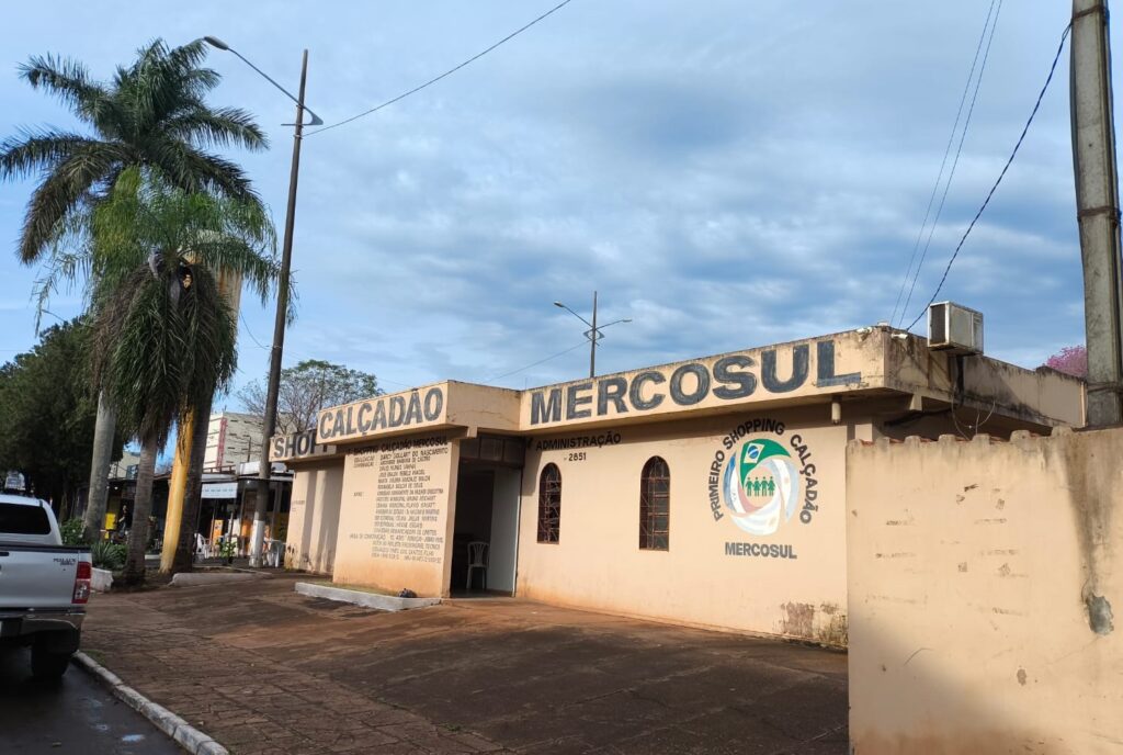 Prefeitura publica edital para cadastramento de comerciantes do Shopping Calçadão Mercosul
